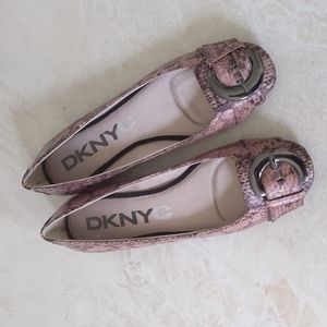 DKNYC flats/loafers women's. In excellent condition!